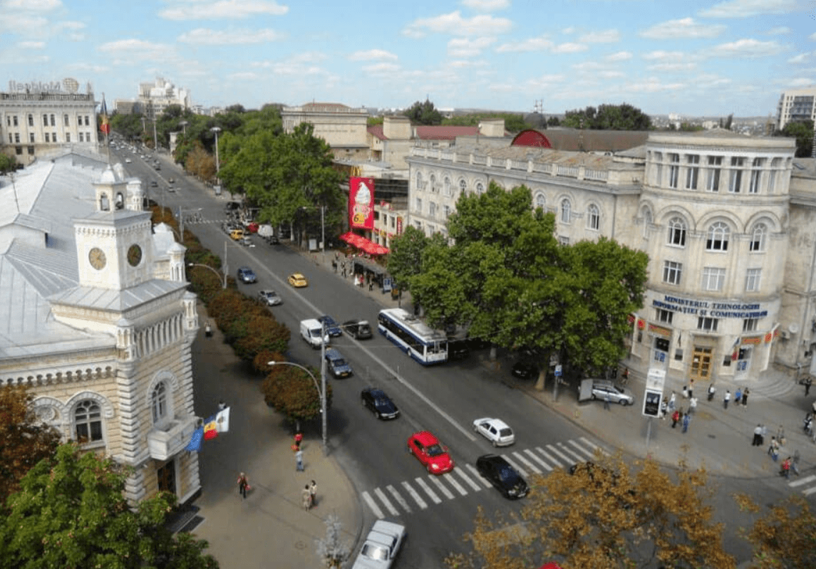 Atenție! Restricții de circulație, mai multe rute de transport în comun vor circula pe trasee modificate