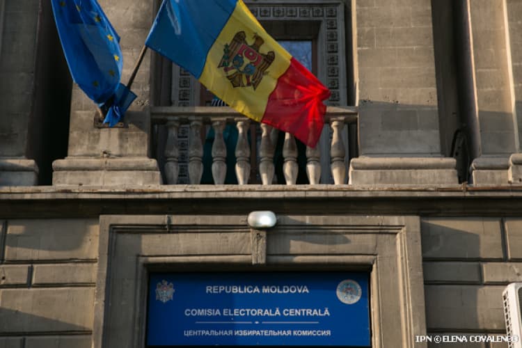 Campanie CEC: 7 moduri de a recunoaște dezinformarea