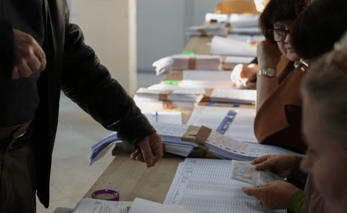 Acte de identitate provizorii eliberate în ziua alegerilor pentru cetățenii fără documente