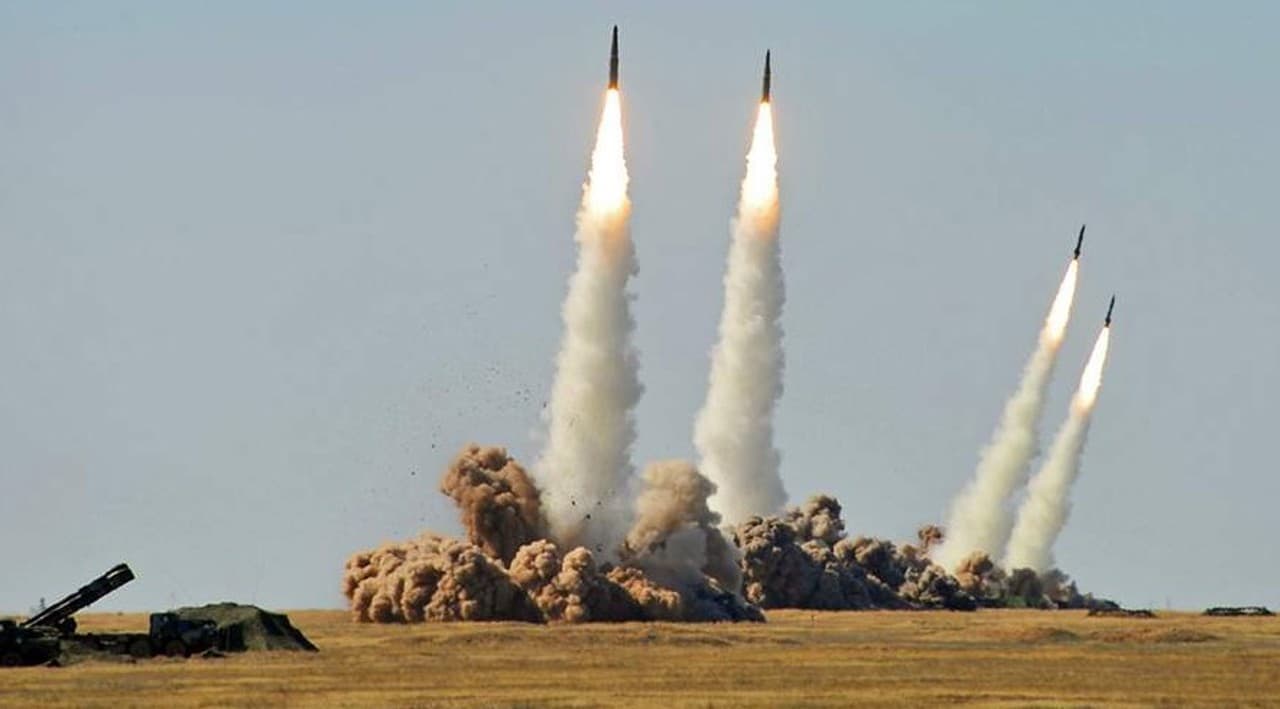 Rusia a lovit cu rachete Iskander o bază de instrucţie a armatei ucrainene