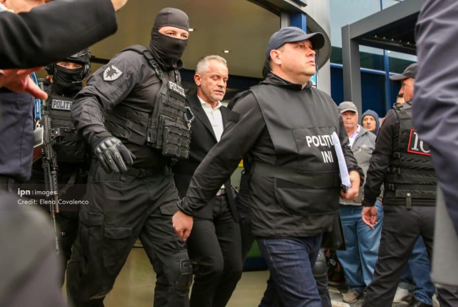 Procurorii i-au prezentat învinuirile lui Vlad Plahotniuc. Oligarhul, acuzat de crimă organizată, escrocherie și spălare de bani