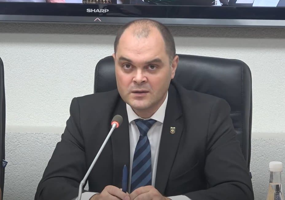 Vettingul procurorilor // Șeful interimar al PCCOCS, Victor Furtuna, a promovat evaluarea externă