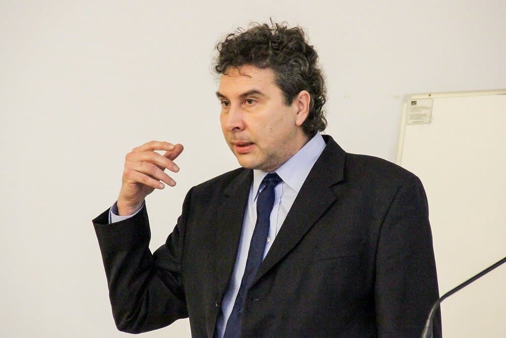 Corneliu Bjola: Republica Moldova între fantasmele Kremlinului și destinul european