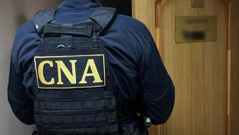 FOTO // Descinderi CNA și PA la Criuleni. Nouă persoane, cercetate pentru corupere electorală în favoarea grupării Șor