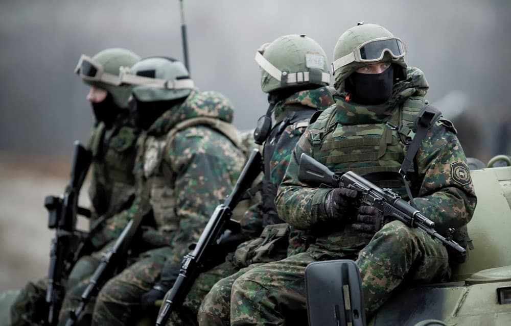 Serbia a reținut doi organizatori ai taberelor militare, în cadrul cărora serviciile ruse au pregătit destabilizarea R. Moldova