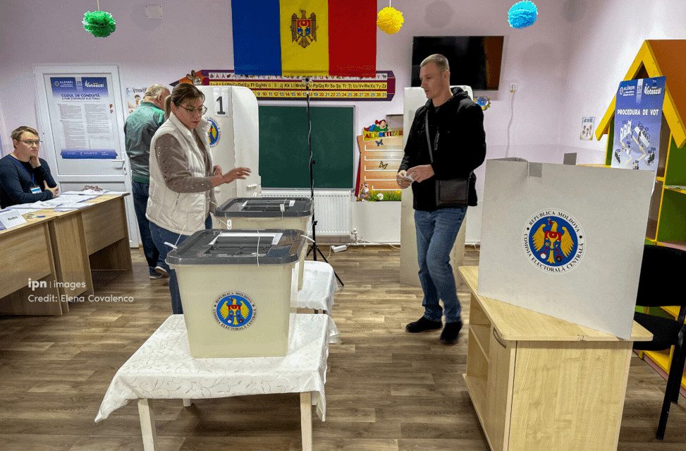 PAS câștigă cursa, urmat de blocurile Patriotic și Alternativa, partidele lui Usatîi și Costiuc