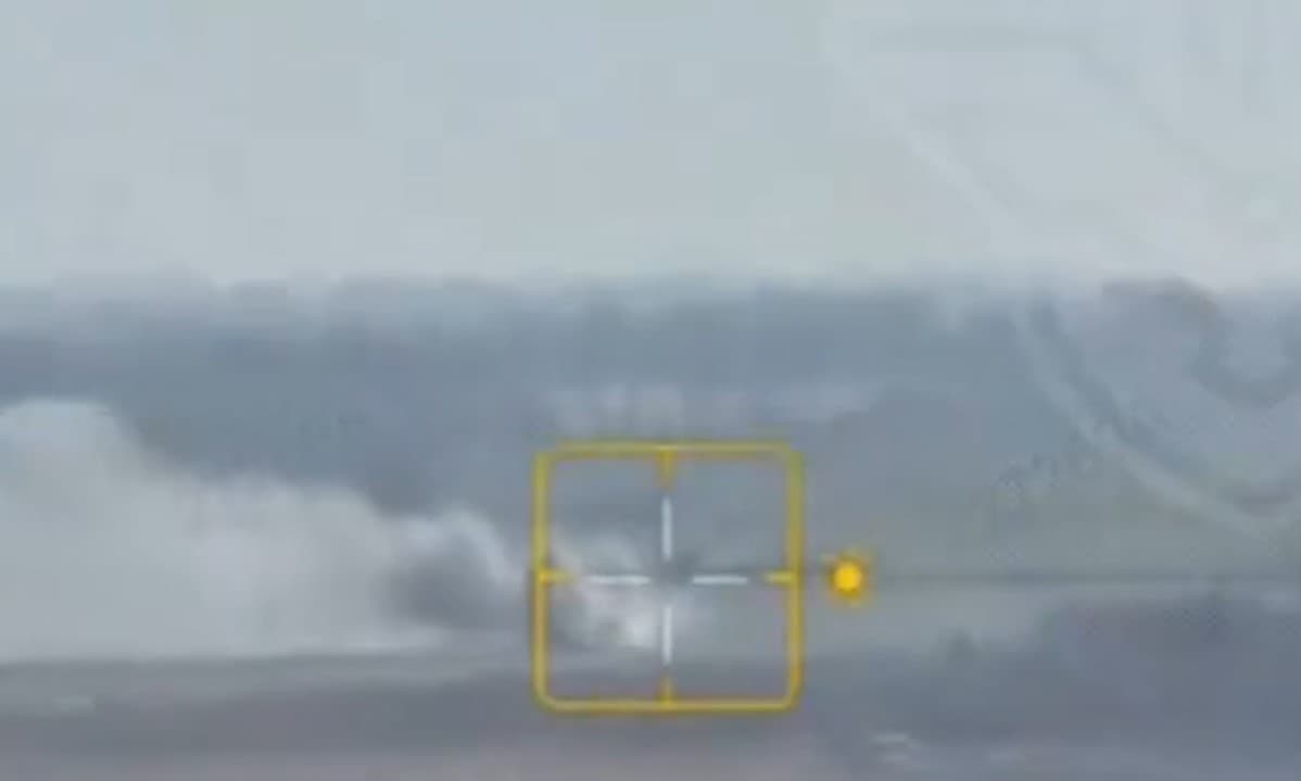Elicopter rusesc Mi-8 de 10 milioane de dolari, distrus de ucraineni cu o dronă de 500 de dolari