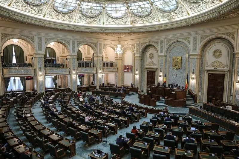 Aplauze în Parlamentul României după alegerile din Republica Moldova: „V-ați mobilizat exemplar”