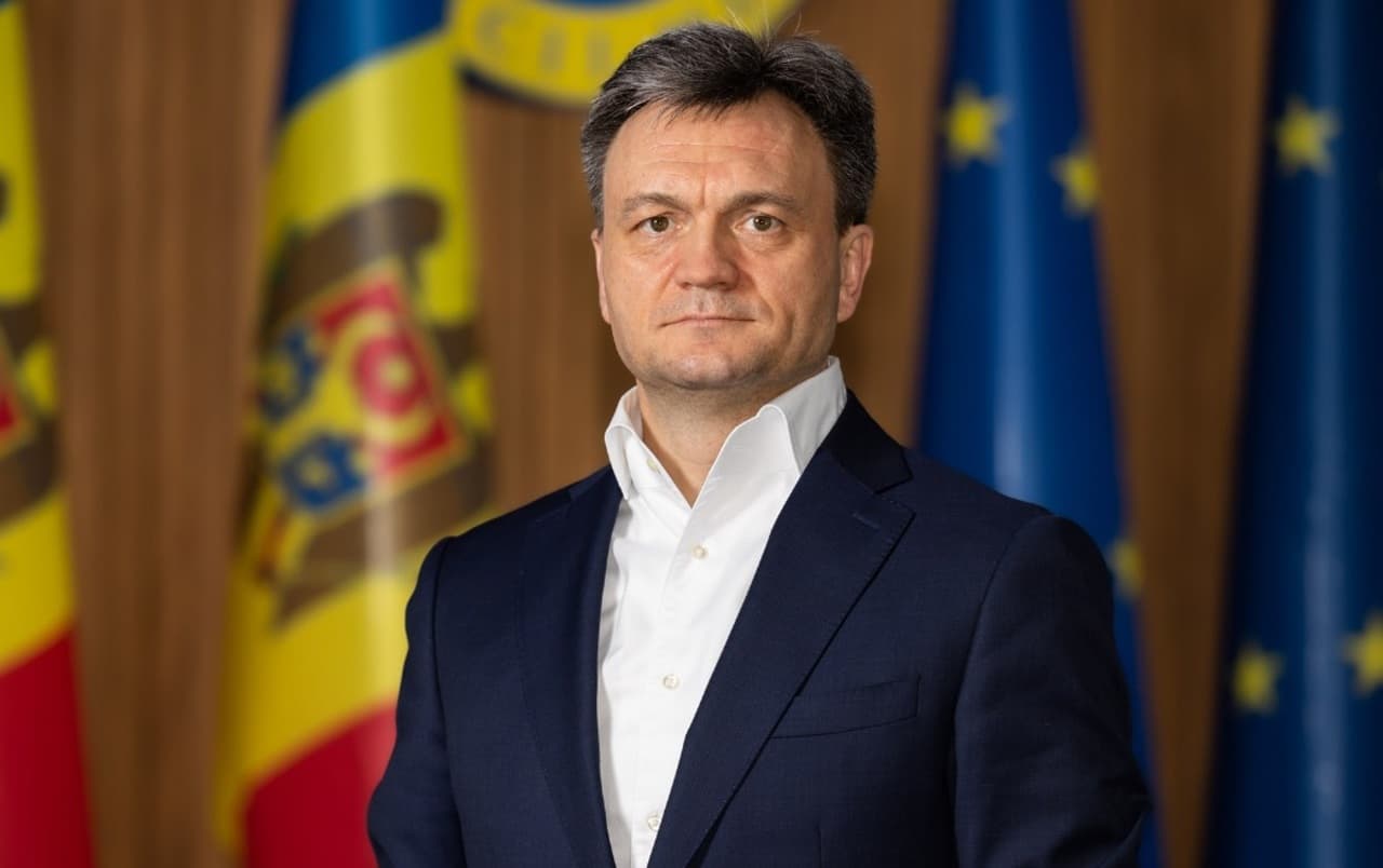 Premier: „Avem un mandat nou, dar să nu ne îmbătăm cu apă rece”