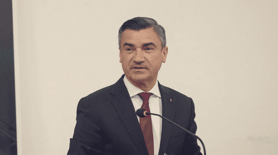 Primarul Iașului, Mihai Chirica, vrea să devină cetățean al Republicii Moldova: „Acum strâng acte”