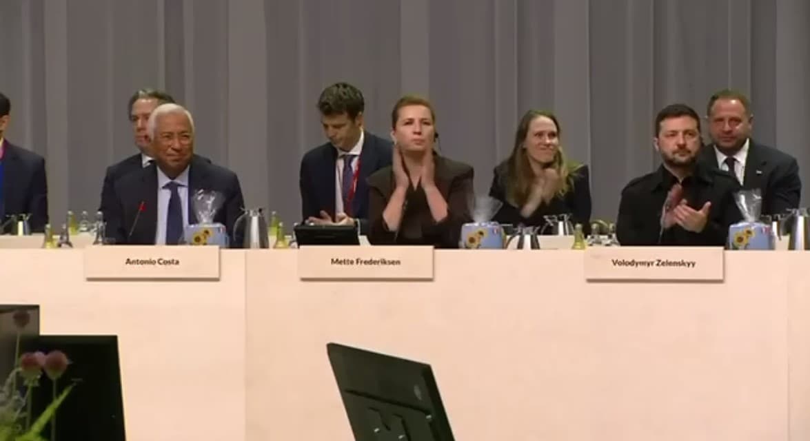 (VIDEO) Summitul CPE de la Copenhaga // R. Moldova, felicitată și aplaudată de liderii UE pentru victoria forțelor pro-europene la parlamentare