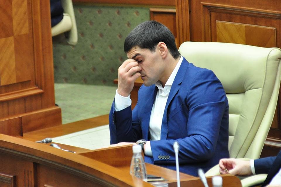 FOTO // Constantin Țuțu, reținut de polițiștii de frontieră la Vulcănești