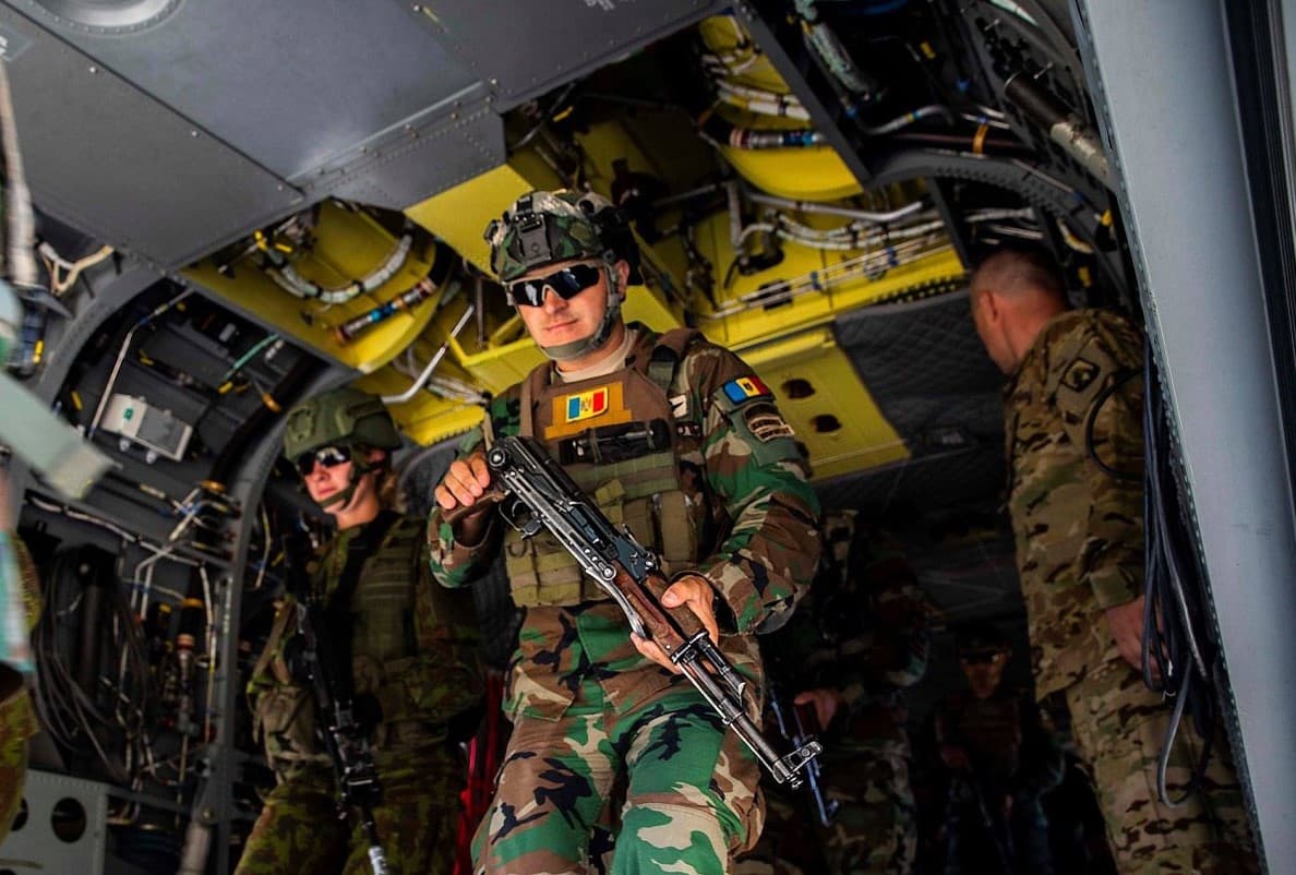 Strategia militară 2025-2035, aprobată. Dorin Recean: „Vom continua să dezvoltăm armata, să ne apărăm patria și să contribuim la pacea și securitatea globală”