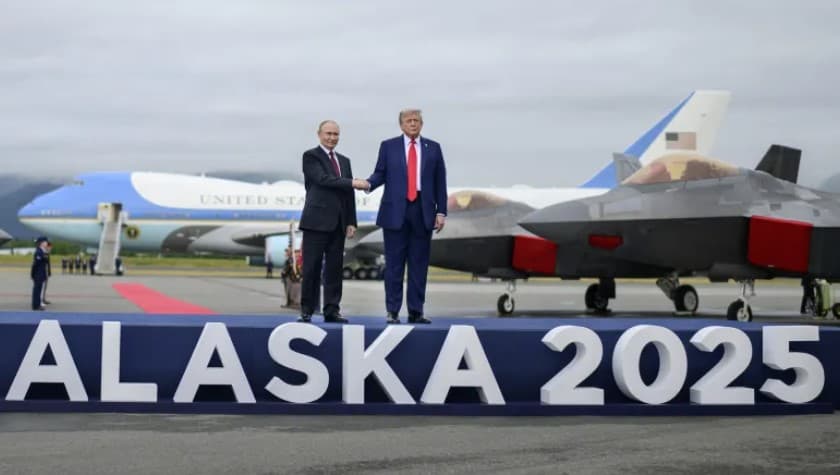 „Răspunsul nostru va fi dur și asimetric” / Rusia spune pentru prima dată că „impulsul summitului din Alaska” către pace „s-a epuizat”