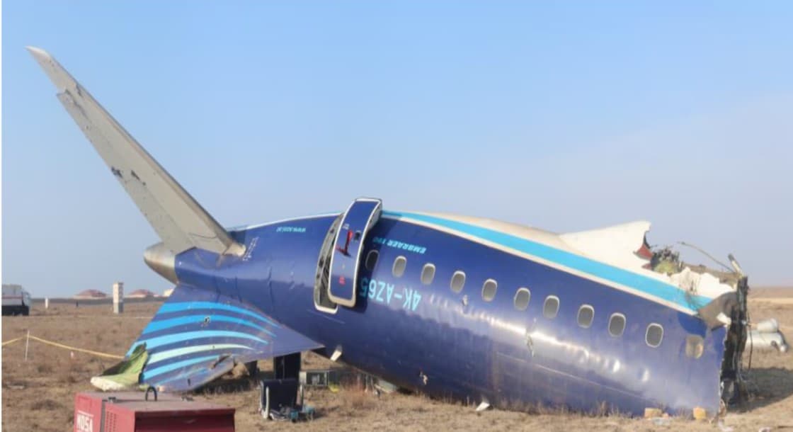 Putin recunoaște, într-un rar moment de sinceritate, că rachetele Rusiei au doborât avionul azer în ziua de Crăciun
