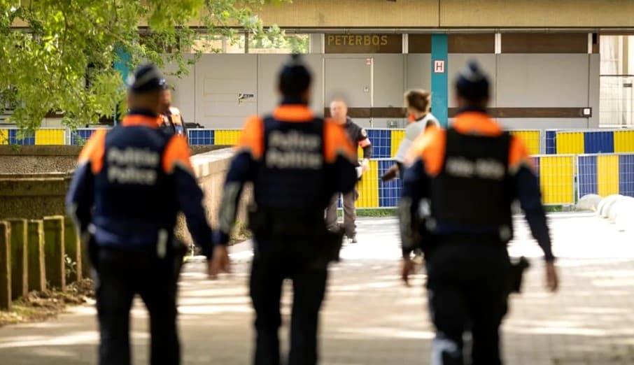 Premierul Belgiei, ținta unui complot terorist. Poliția a arestat trei tineri care voiau să comită un „atac de inspirație jihadistă”