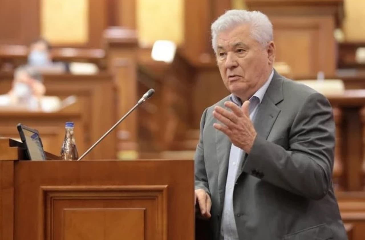 Voronin se leapădă de Dodon și Tarlev. PCRM va avea propria fracțiune în viitorul Parlament