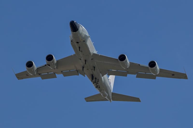 „Un mesaj pentru Putin”. Ministrul britanic al apărării a dezvăluit o misiune aeriană NATO de 12 ore la granița rusă