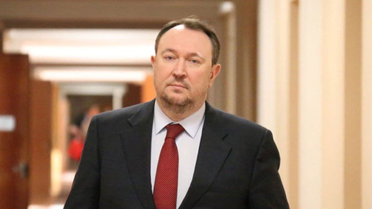 Alexandru Tănase // Liniștea cimitirului după furtună
