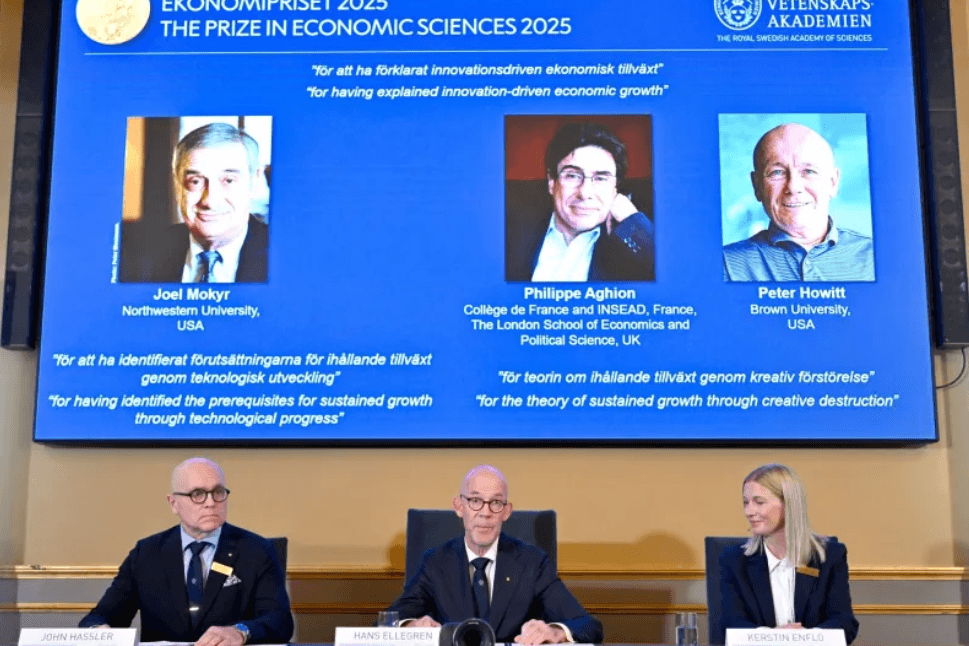 Premiul Nobel pentru economie în 2025, câştigat de Joel Mokyr, Philippe Aghion și Peter Howitt pentru explicarea legăturii dintre creșterea economică și inovație