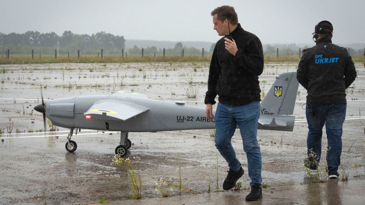 Armata rusă suferă un număr „anormal de mare” de victime în rândul soldaților uciși în luptă, în timp ce dronele provoacă ravagii