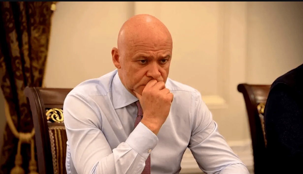 Zelenski a retras cetăţenia ucraineană a primarului Odesei. Este acuzat că deţinea paşaport rusesc