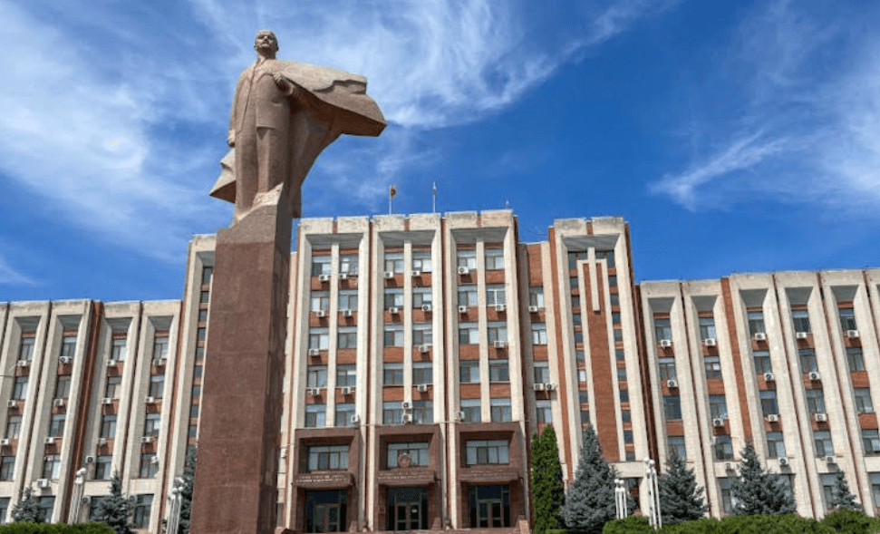 În stânga Nistrului începe sezonul de încălzire: apă caldă din 17, iar căldura din 21 octombrie