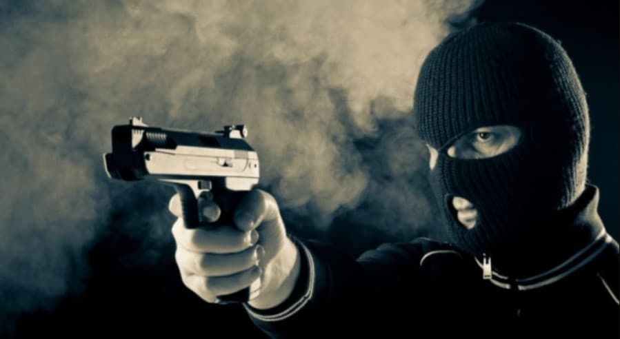 Un bărbat din Ungheni, trimis în judecată pentru dublu omor comis acum 23 de ani. Riscă detenție pe viață