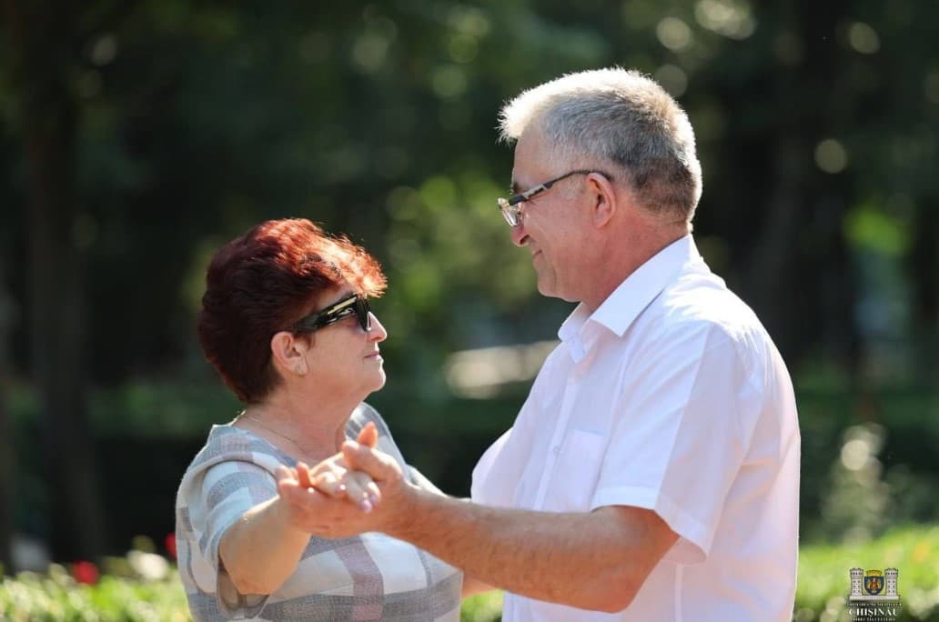 Chișinăul aderă la proiectul european pentru vârstnici. „Longevity” se desfășoară până în 2029