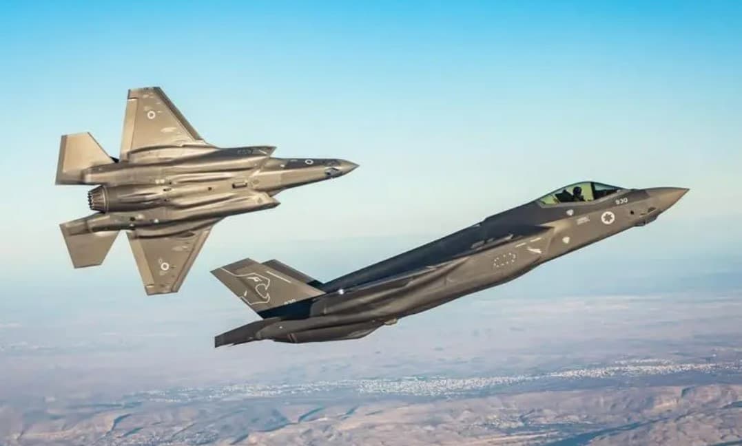 Tensiuni în Gaza // Trupele israeliene, atacate de teroriști. Forțele de Apărare au răspuns cu lovituri aeriene