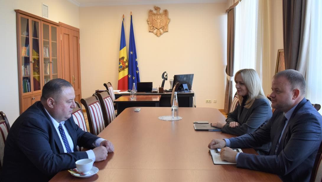 Conducerea DRRM, întrevedere cu vicepremierul pentru reintegrare. Situația din stânga Nistrului și școlile românești, pe agenda discuțiilor