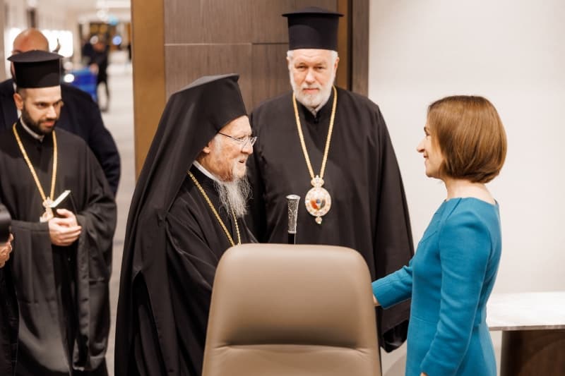Maia Sandu, întrevedere cu Patriarhul Bartolomeu I la București: Republica Moldova rămâne un pilon al păcii și al dialogului între popoare