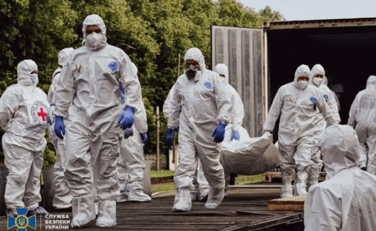 250 de cadavre ale soldaților căzuți vor fi aduse la Cernăuți pentru identificare