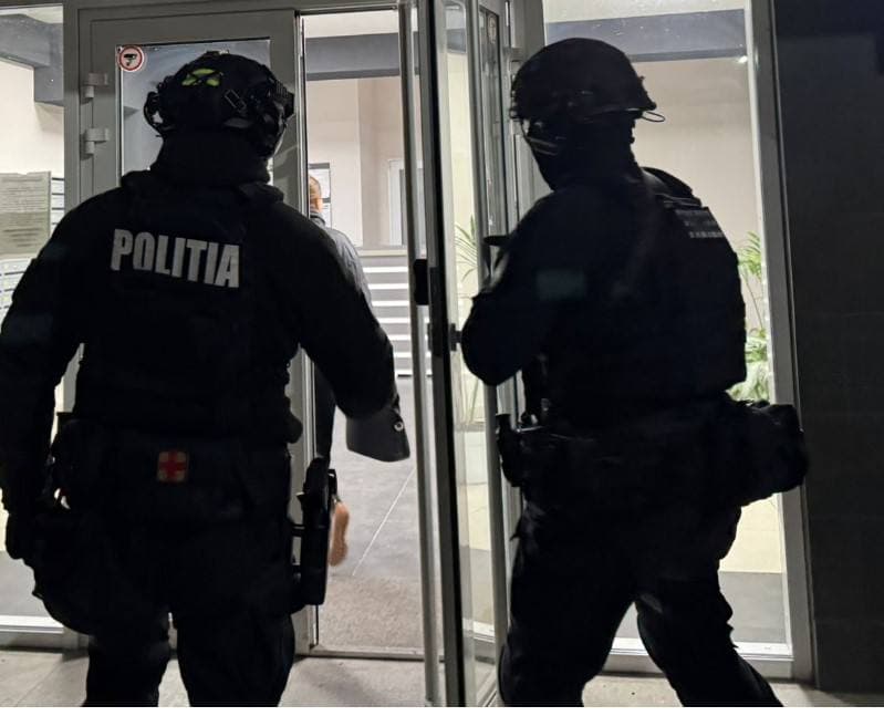 Percheziții de amploare în mai multe localități ale R. Moldova într-un dosar de mercenariat