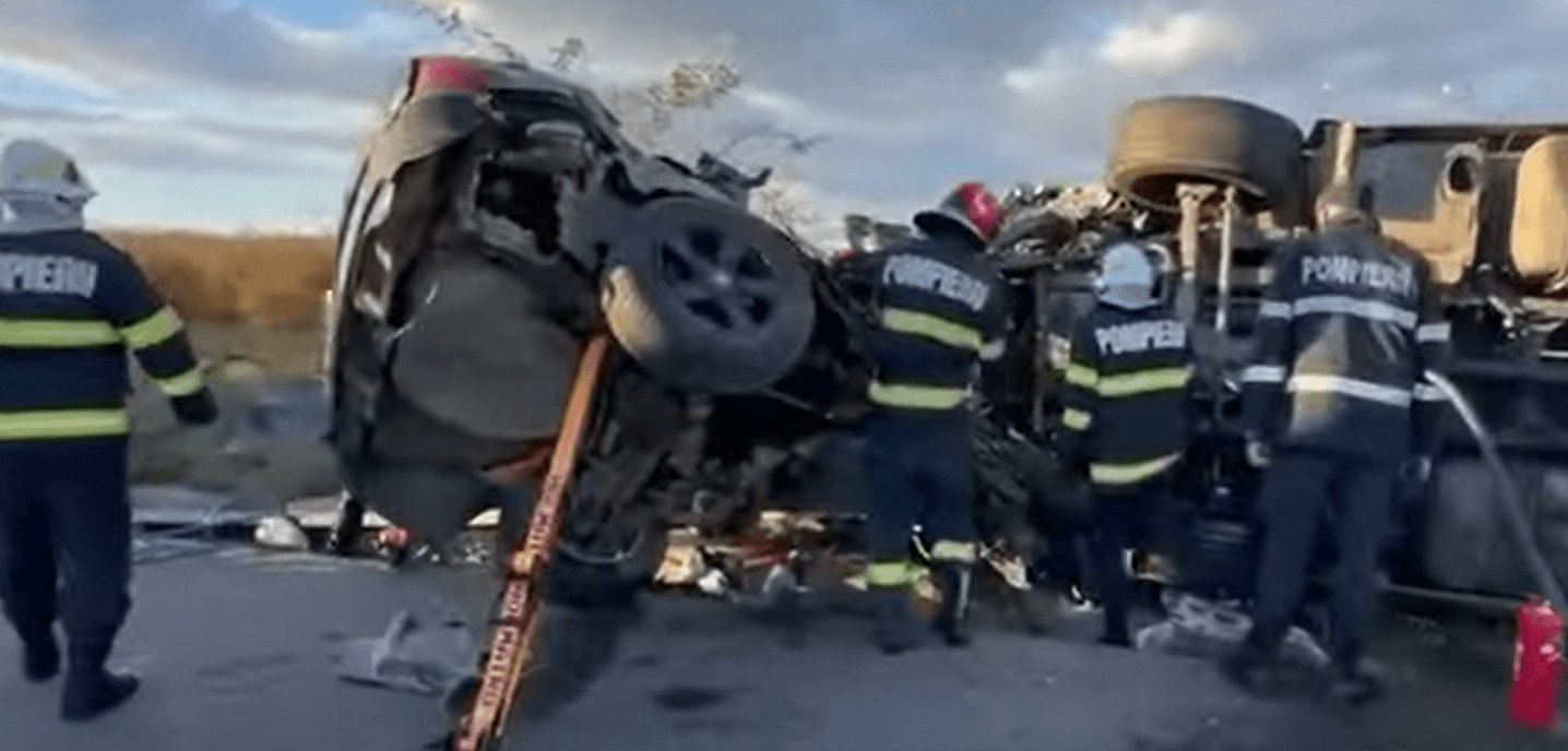 VIDEO // Un moldovean, implicat într-un accident cu doi morți la Iași