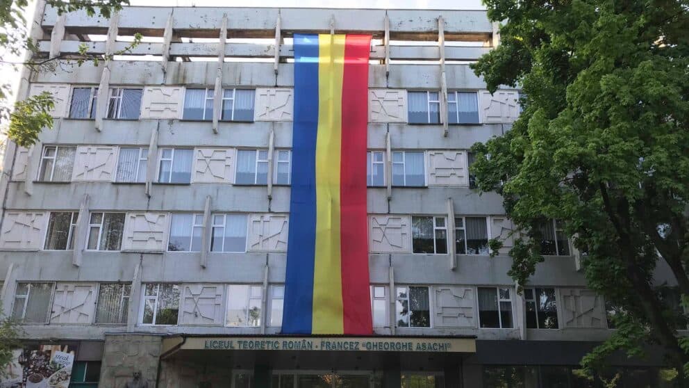 Instanța a decis: 30 de zile de arest pentru directorul Liceului „Gheorghe Asachi”, Natalia Bulat