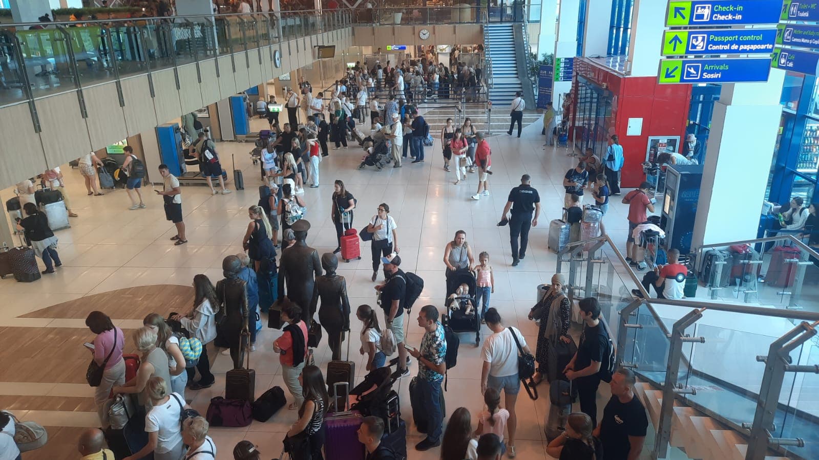 O nouă licitație la Aeroport. Se caută o companie, care să reconstruiască Terminalul de Pasageri