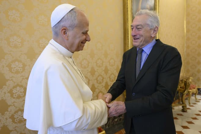 Papa Leon al XIV-lea l-a primit pe actorul Robert De Niro la Vatican