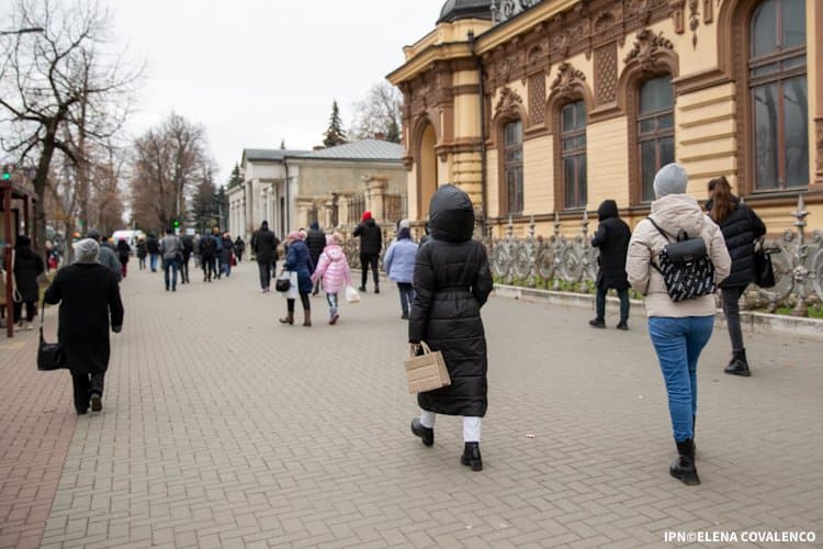 Propunerea sindicatelor privind salariul minim de 8 050 de lei, transmisă Guvernului