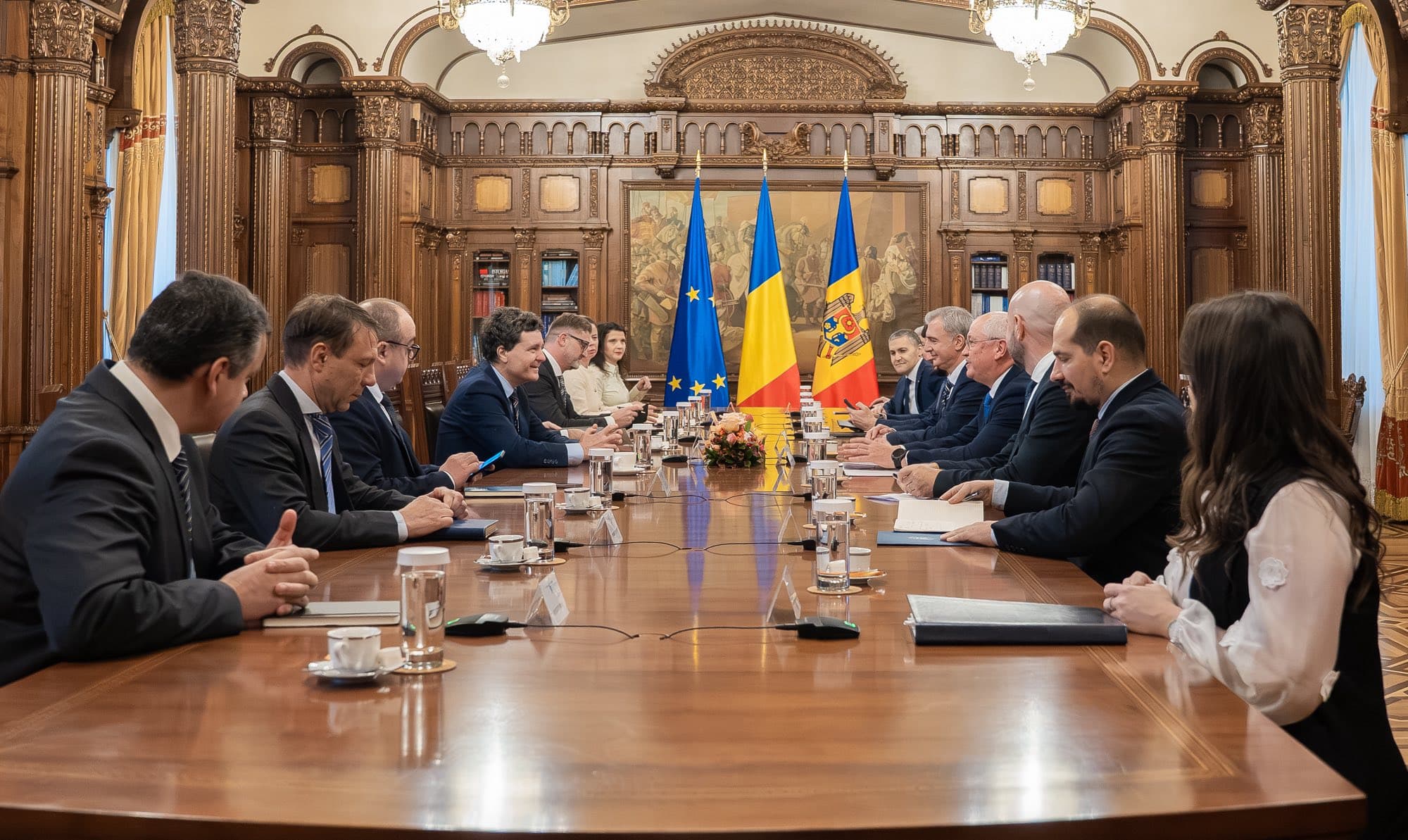 Premierul Alexandru Munteanu, după întrevederea cu Nicușor Dan: România a fost mereu alături de noi și ne oferă încredere și sprijin în parcursul european