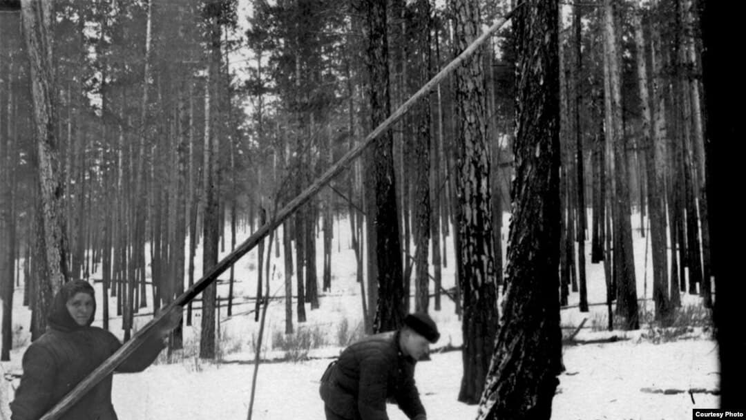 Înapoi la practicile din Era Sovietică: Rusia intenționează să mute populația din Ucraina ocupată în Siberia