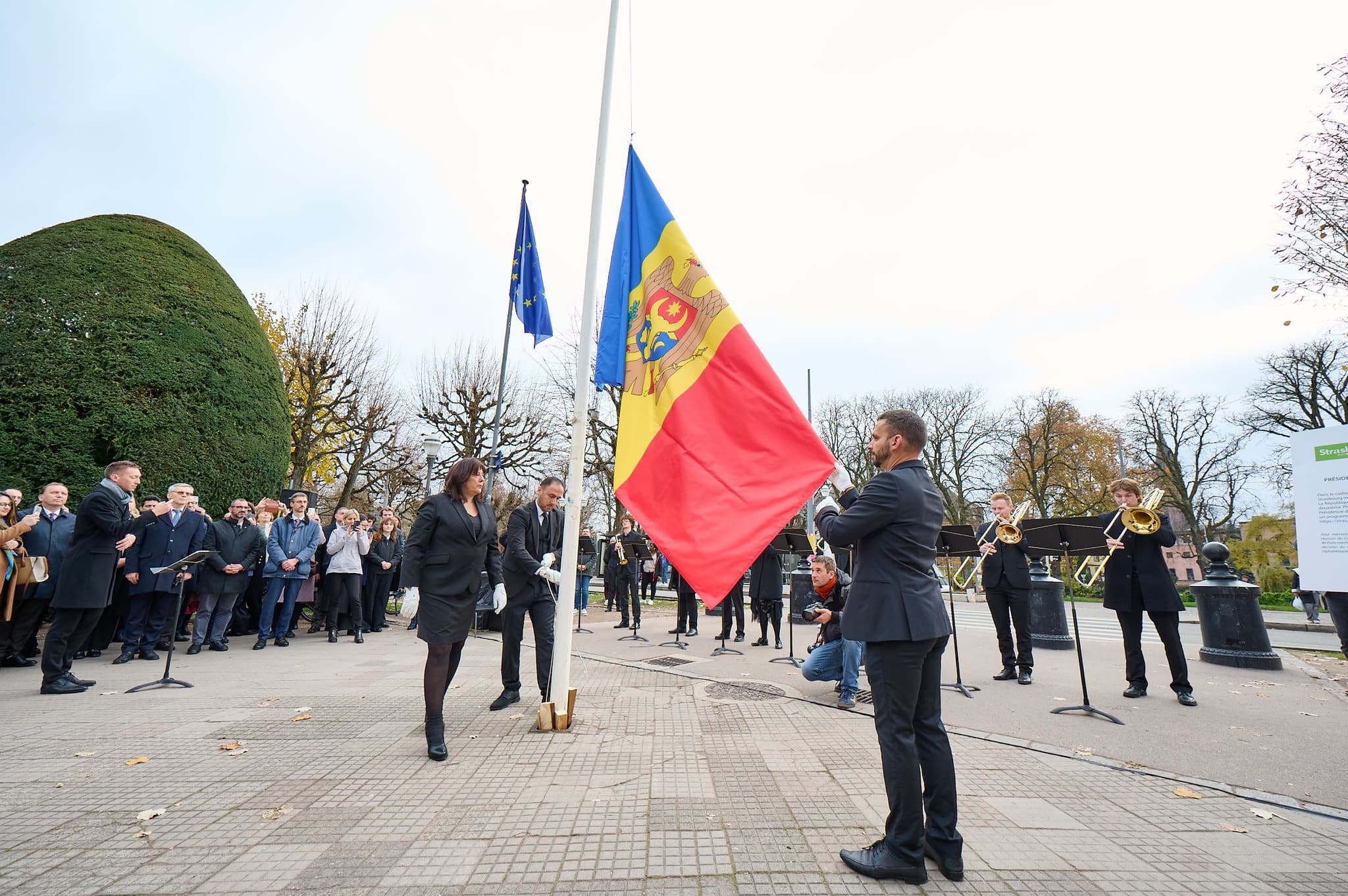 La Strasbourg a răsunat imnul R. Moldova și a fost arborat drapelul național