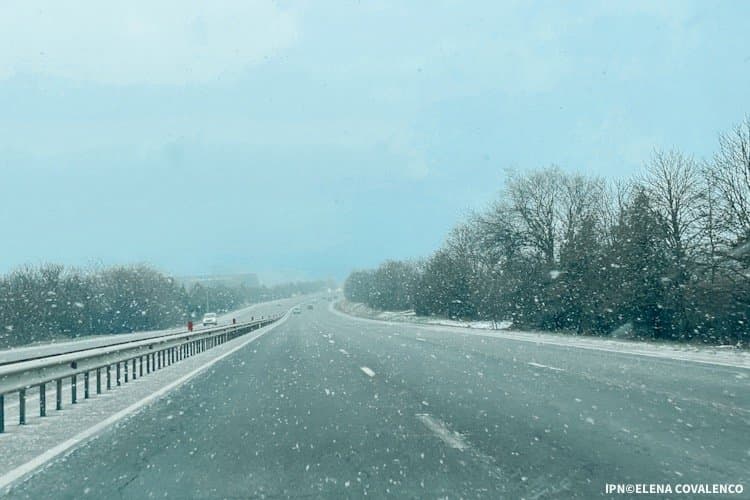 Lapoviță și ninsoare în toată R. Moldova. Cod galben până la amiază