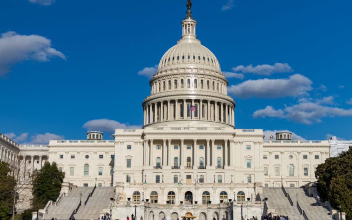 Mai mulți congresmeni americani, democrați și republicani, critică planul de pace în Ucraina al lui Donald Trump
