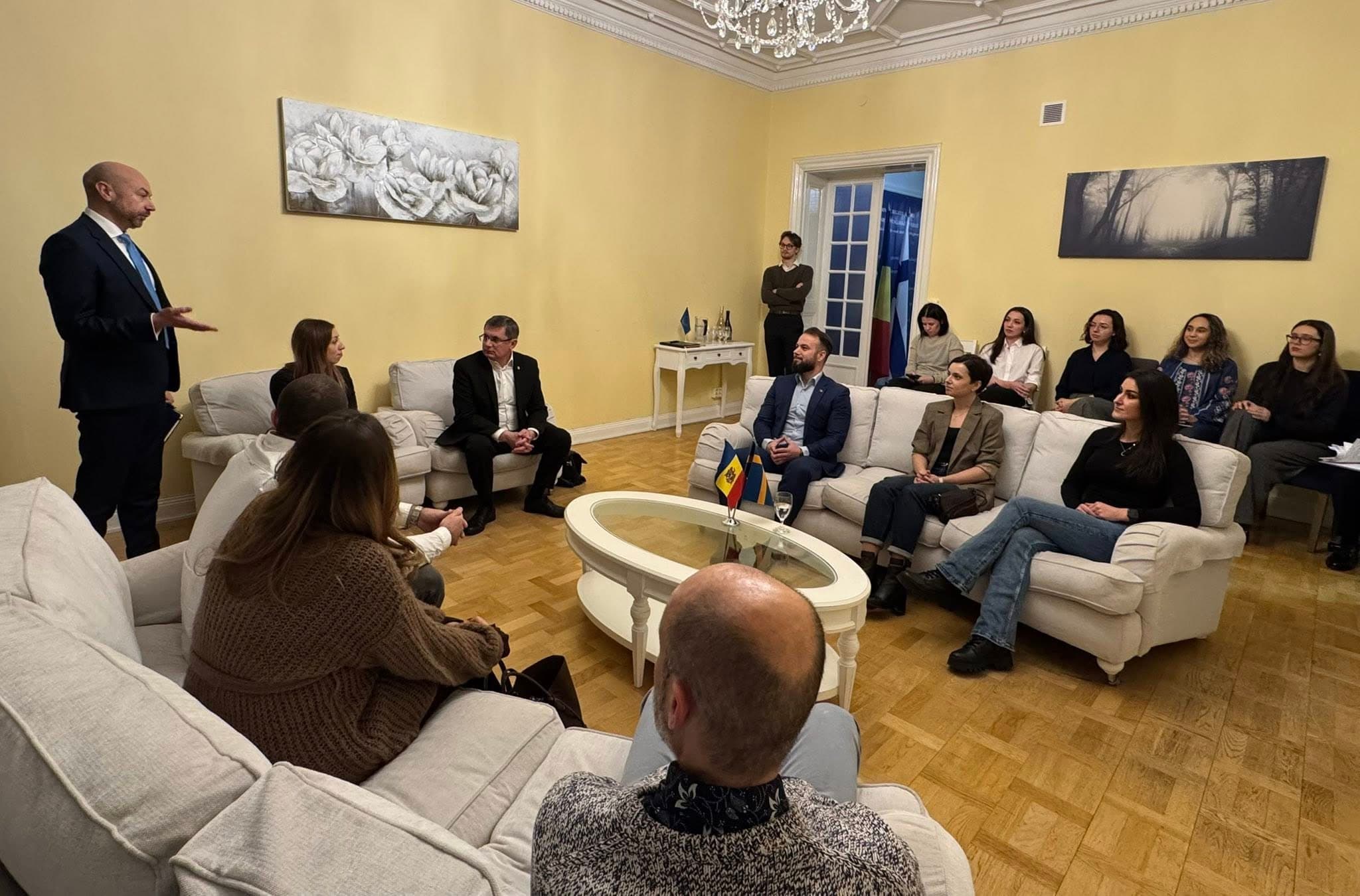 FOTO // Igor Grosu, întrevedere cu moldovenii din Stockholm: „Avem doar o singură cale: de a fi parte a familiei europene”,