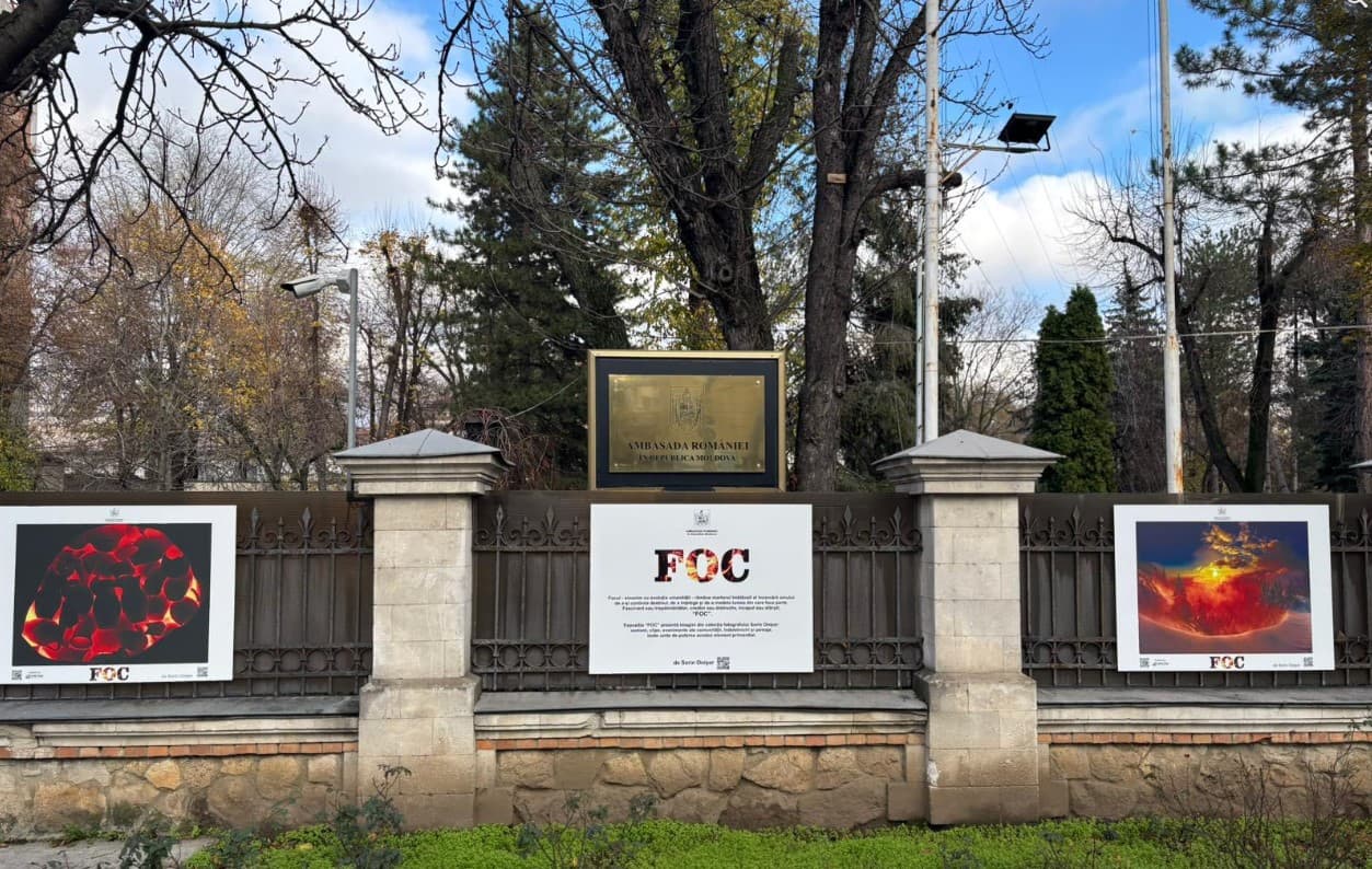 „FOC” - expoziția de fotografie care dă startul evenimentelor din R. Moldova consacrate Zilei Naționale a României, inaugurată