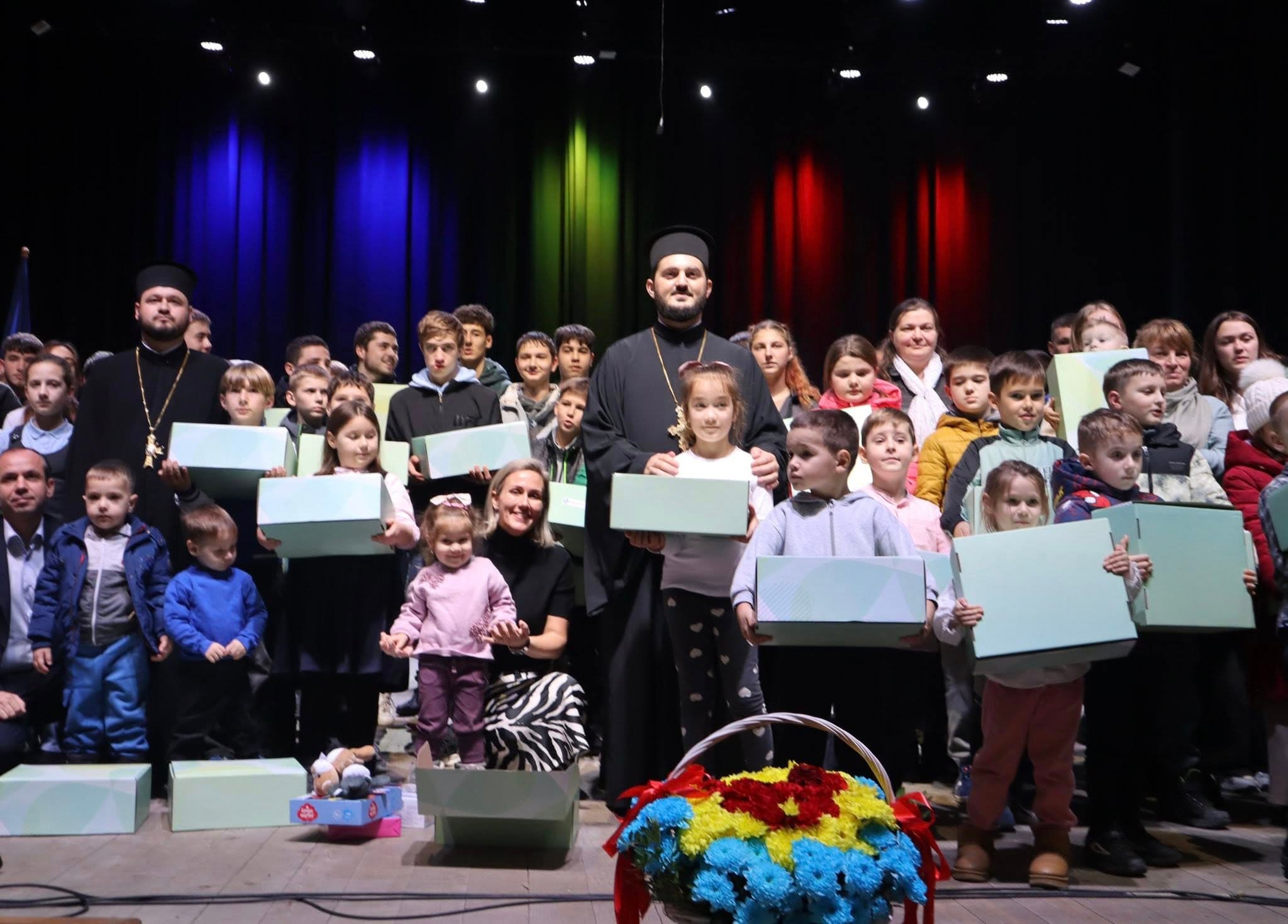 FOTO // Seară specială, cu emoții și aplauze, la Cahul: Grupul psaltic Tronos din România a concertat în cadrul unui eveniment finanțat de DRRM