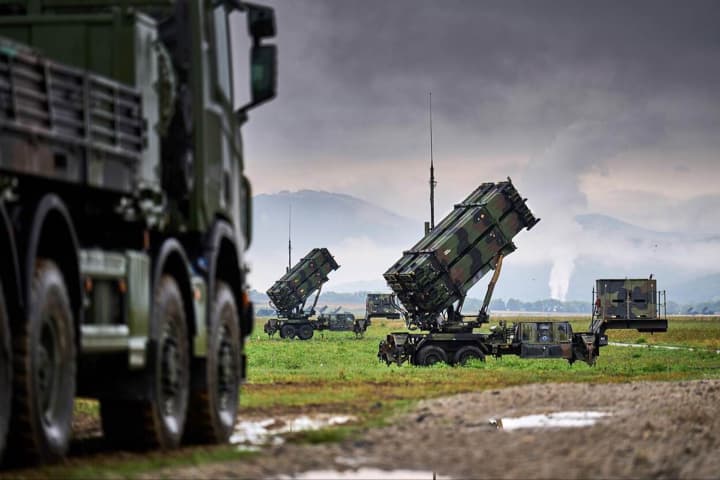 Polonia // Unități germane cu sisteme Patriot au fost activate vineri din cauza unor avioane de vânătoare rusești