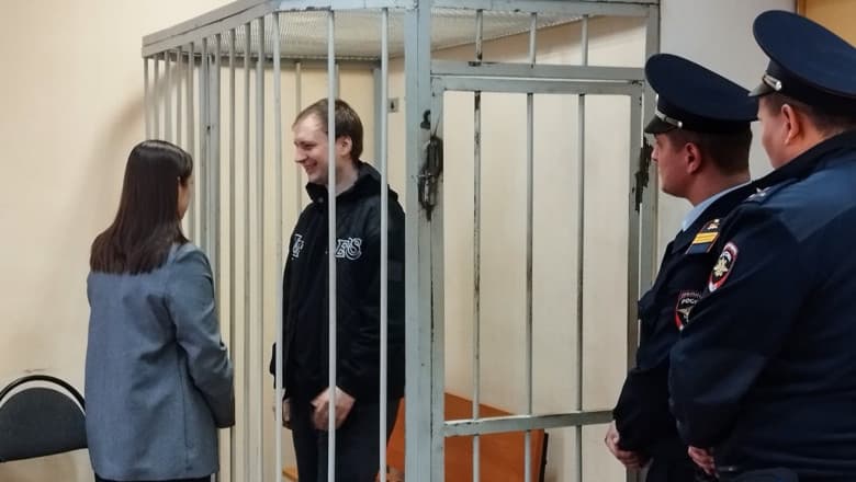 Un fost puşcaş marin american, închis în Rusia, a mai primit doi ani de detenție. Ce acuzații i s-au adus lui Robert Gilman