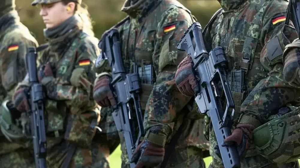 Parlamentul german susține controversata lege privind serviciul militar în contextul amenințării rusești